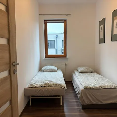 Bemo Vibe! 7 Min Wat - 2 Min S8 Apartman *