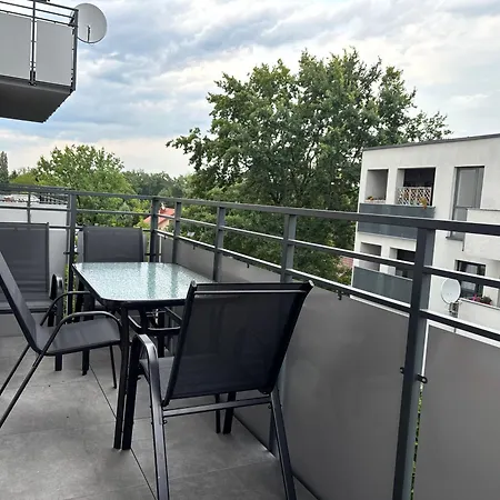 Bemo Vibe! 7 Min Wat - 2 Min S8 Apartman *